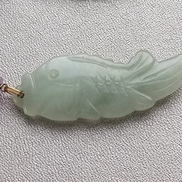 Gorgeous Jade fish 14k post earrings - Picture 6 of 7